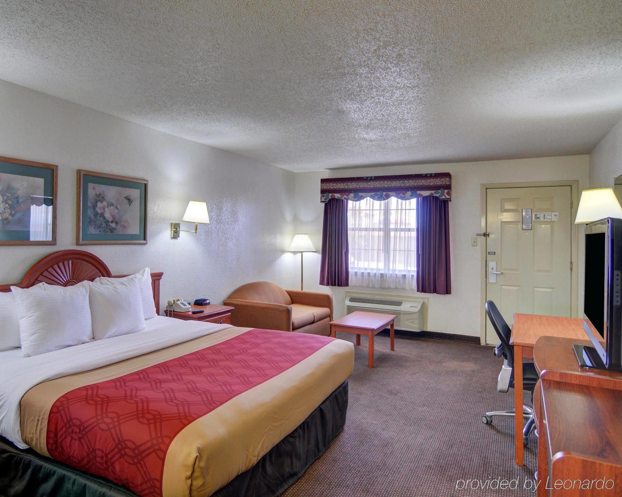 Super 8 By Wyndham Decatur Texas Hotel Eksteriør billede